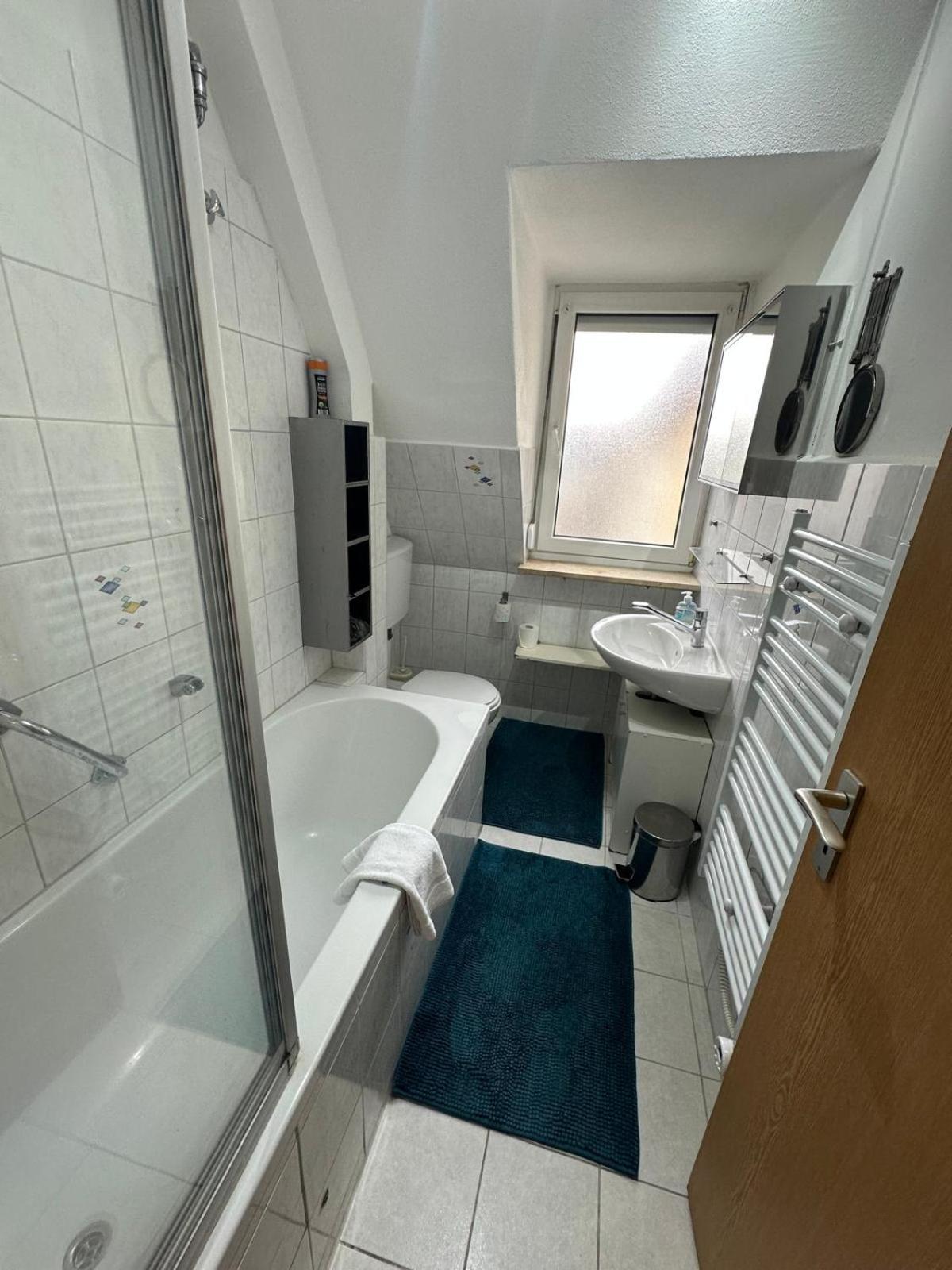 City Center - 4 Room Apartment With Kitchen And 2 Bathrooms Nürnberg Eksteriør billede